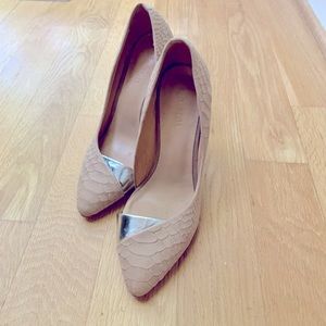 L.A.M.B. Leather croc texture heel natural silver